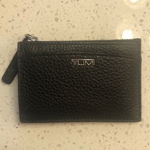 Tumi Women’s Belsen Leather ZIP Card Case